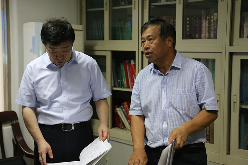 保定市委常委、紀(jì)委書記、監(jiān)委主任周省時來藥都制藥集團調(diào)研