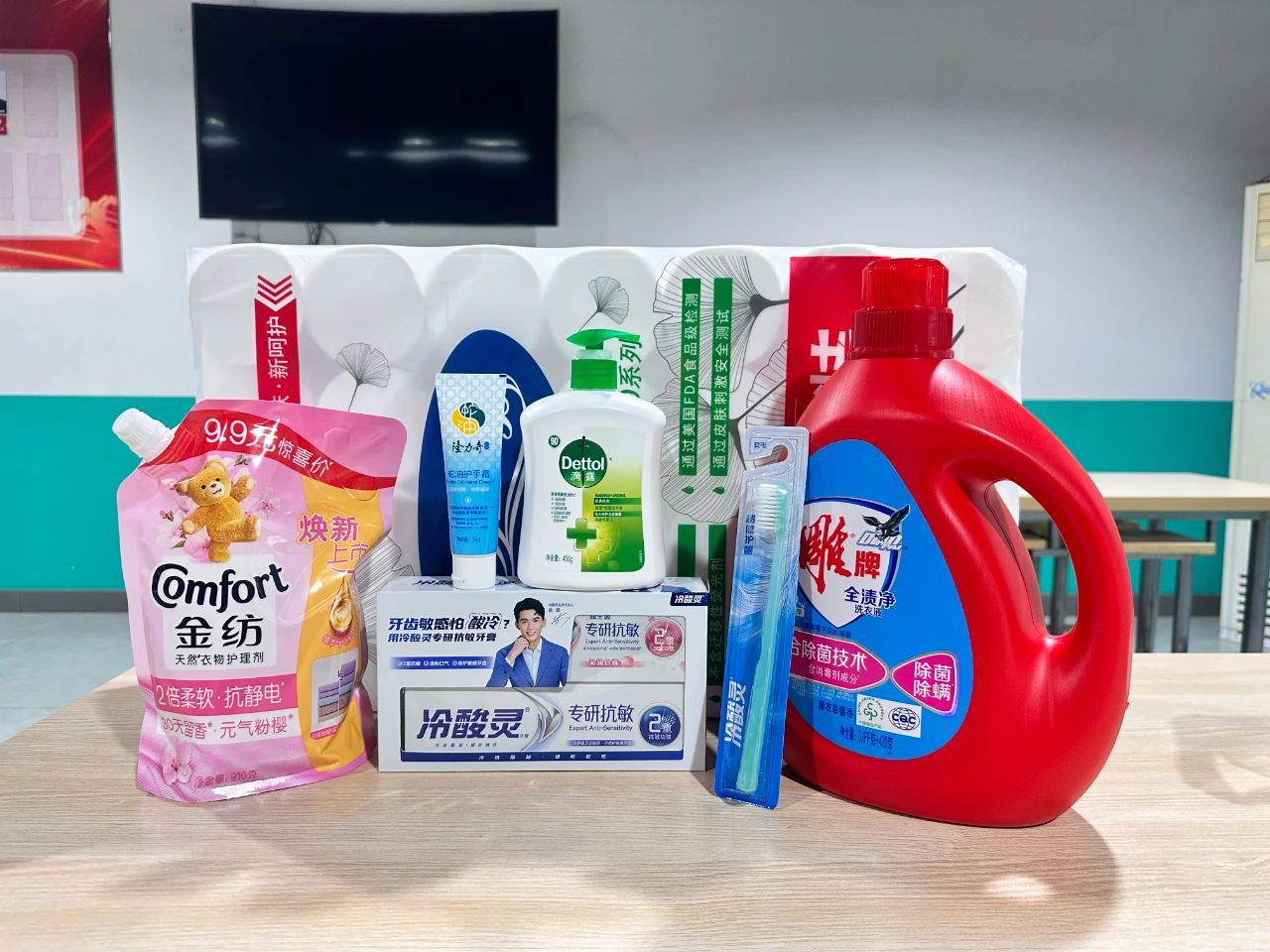 【致敬芳華 感恩有你】濃情三八節(jié)，愛意獻(xiàn)給她